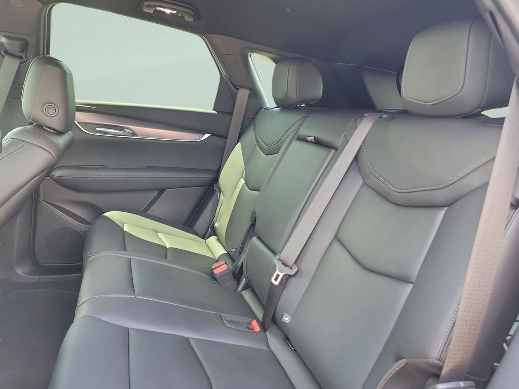 2025 Cadillac XT5 Luxury - Photo 37