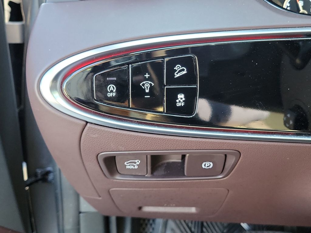 2024 GENESIS GV70 Standard - Photo 29
