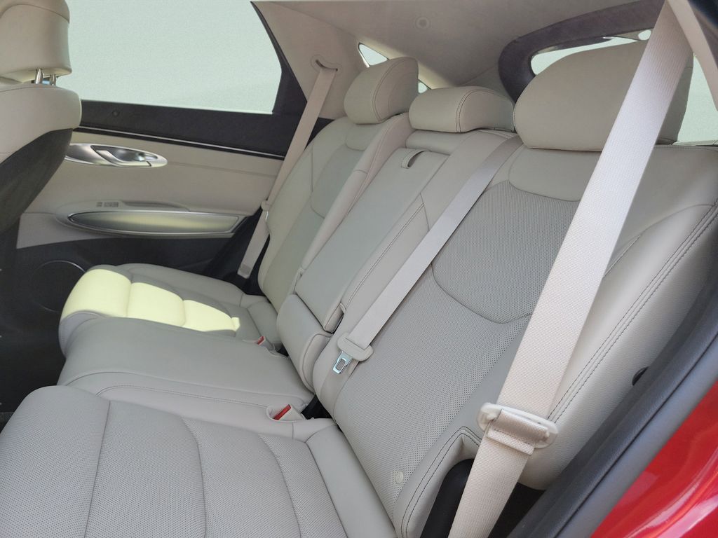 2023 GENESIS GV70 Standard - Photo 33