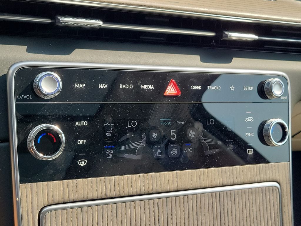 2025 GENESIS GV80 Advanced - Photo 26