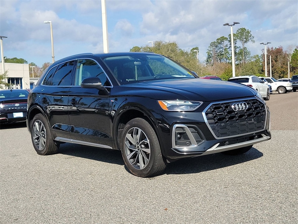 2023 Audi Q5 Premium Plus