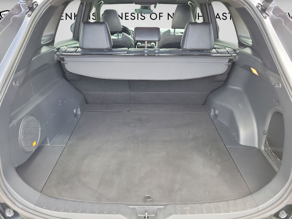 2020 Toyota RAV4 XSE - Photo 7