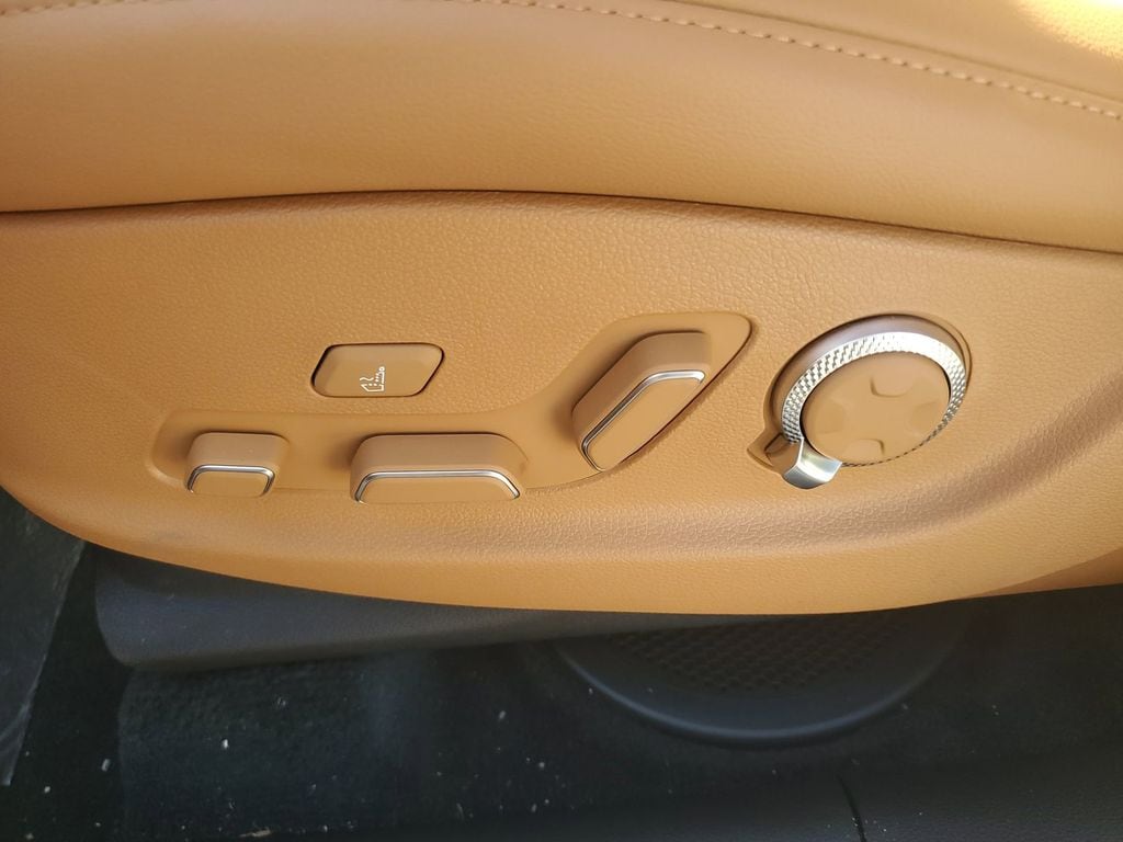 2026 GENESIS GV80 Advanced - Photo 17