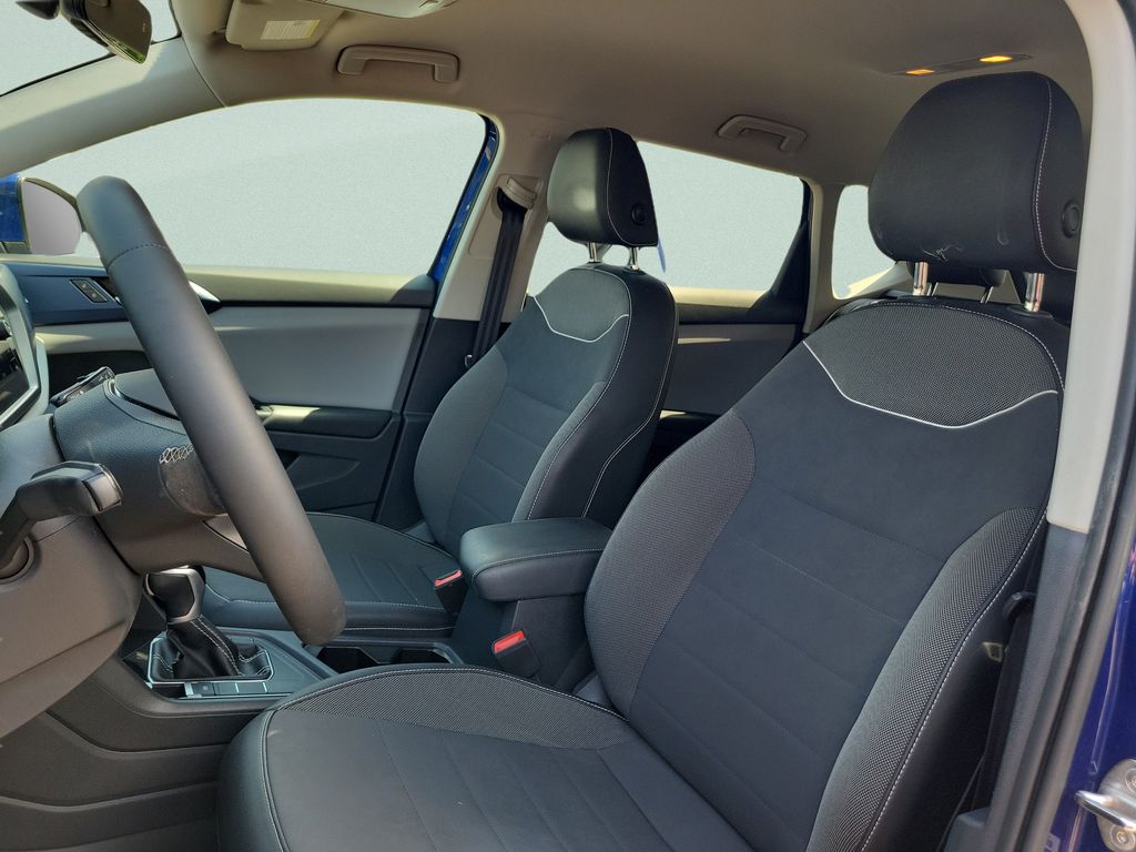 2023 Volkswagen Taos SE - Photo 26