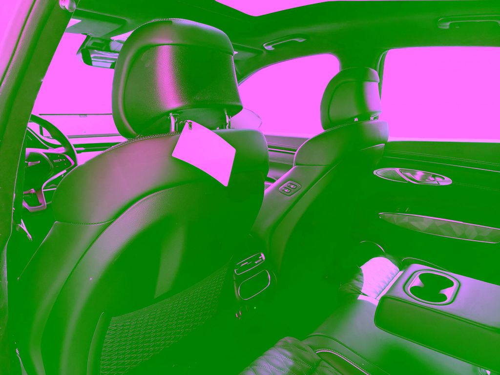 2025 GENESIS GV70 Sport - Photo 33