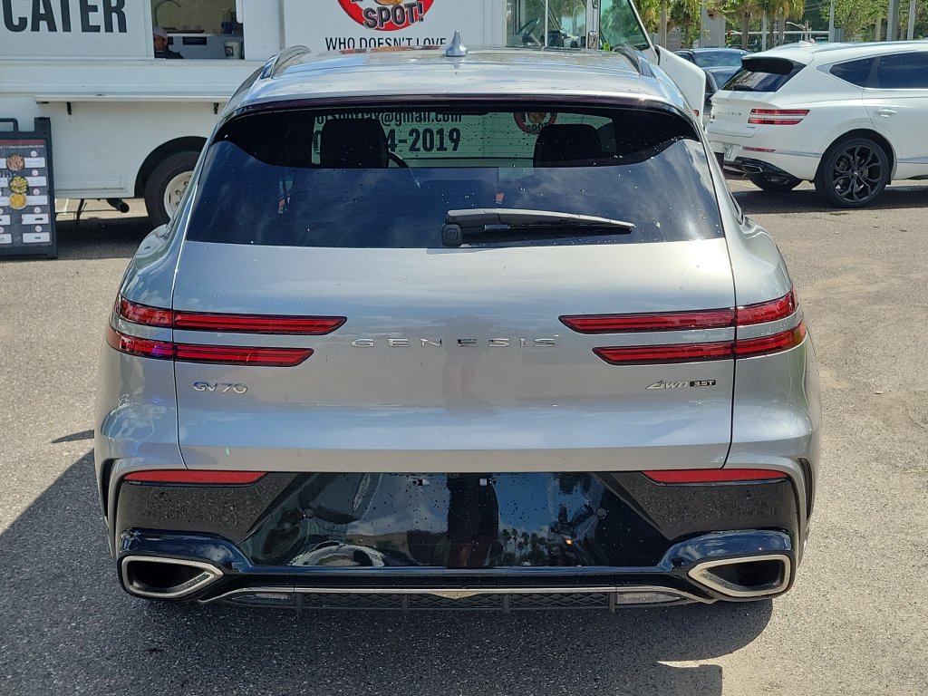 2026 GENESIS GV70 Sport Advanced - Photo 6