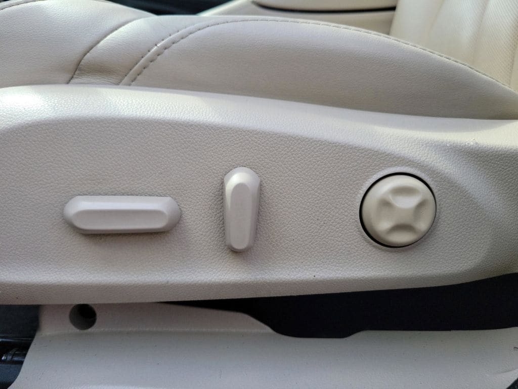 2018 Buick Envision Essence - Photo 20