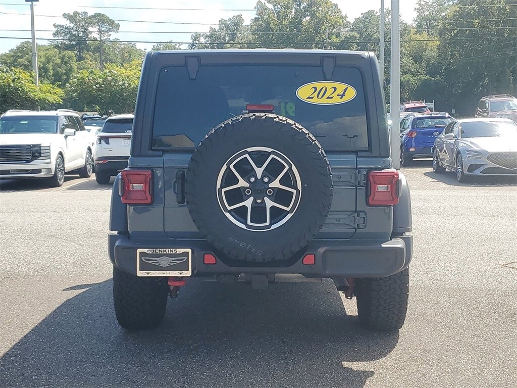 2024 Jeep Wrangler Rubicon photo 4