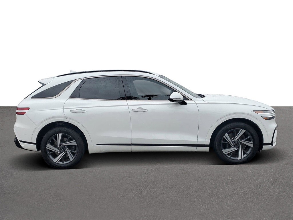 2026 Genesis GV70 3.5T Sport Advanced photo 3