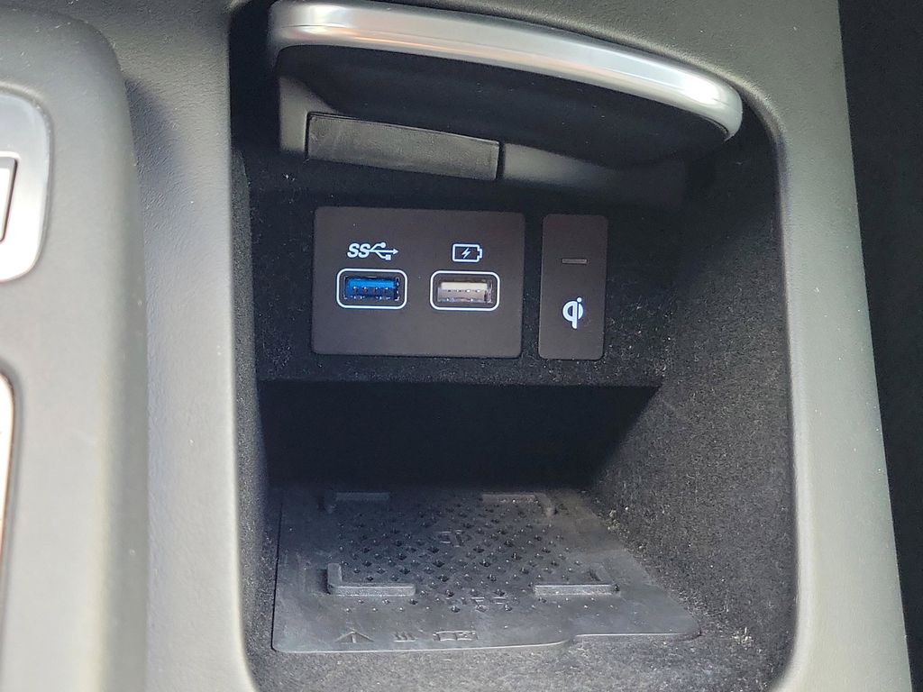 2025 GENESIS GV70 Sport - Photo 32