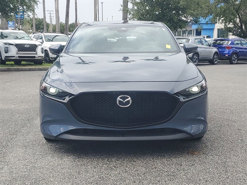 2019 Mazda Mazda3 Premium Hatchback photo 2