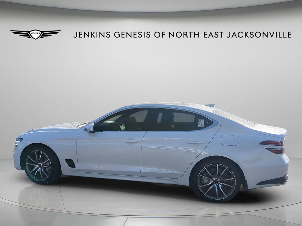 2025 GENESIS G70 Standard - Photo 6