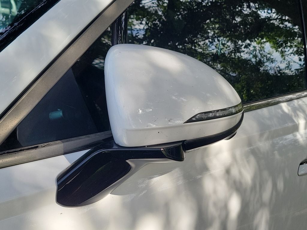 2023 GENESIS GV70 Standard - Photo 10