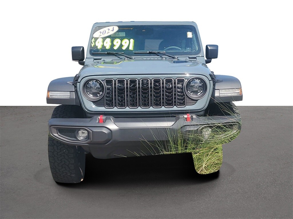 2024 Jeep Wrangler Rubicon photo 2