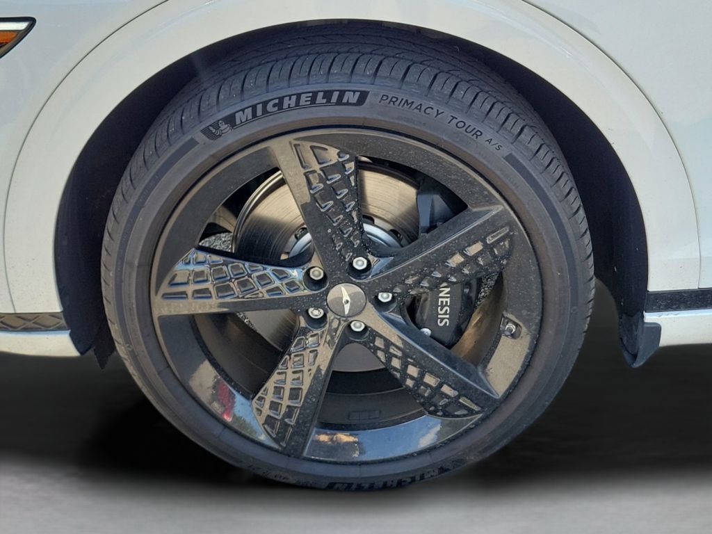 2025 GENESIS GV70 Standard - Photo 30