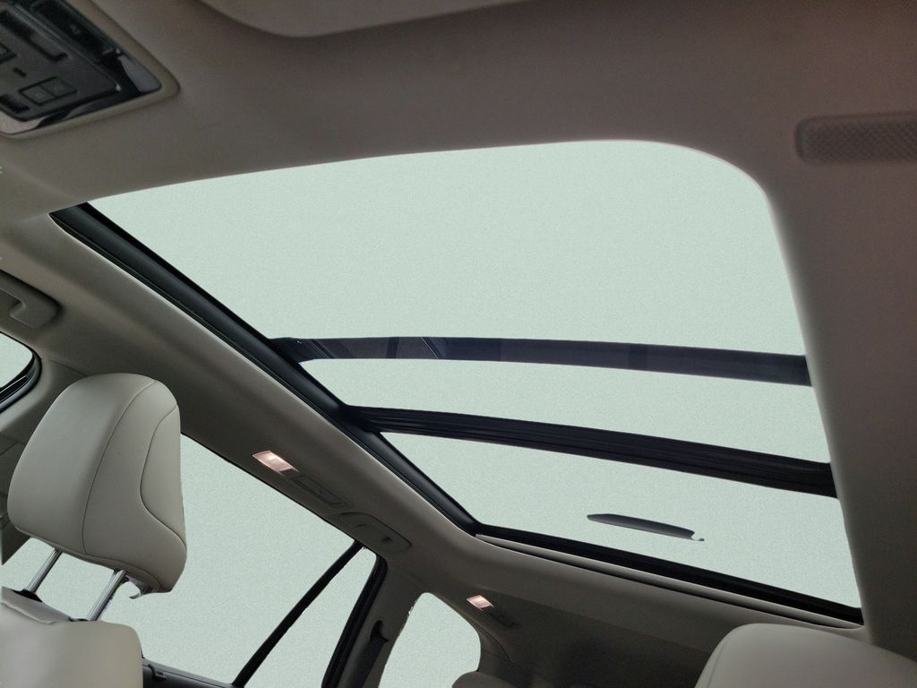2024 Toyota Grand Highlander XLE - Photo 31
