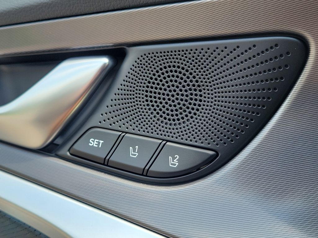 2026 GENESIS G70 24