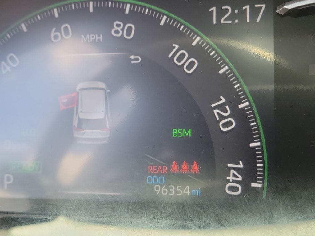 2020 Toyota RAV4 XSE - Photo 26