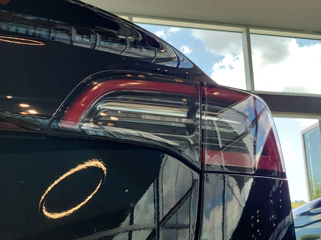 2021 Tesla Model 3 Base - Photo 9