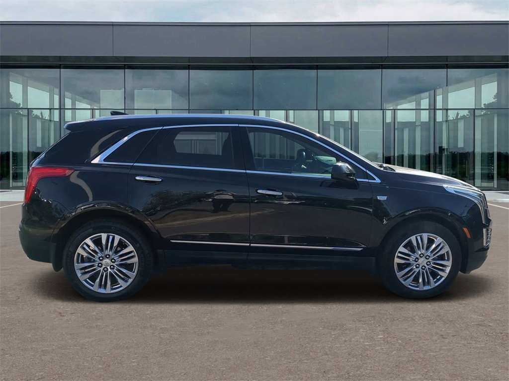 Used 2017 Cadillac XT5 Premium Luxury with VIN 1GYKNCRS4HZ108963 for sale in Jacksonville, FL