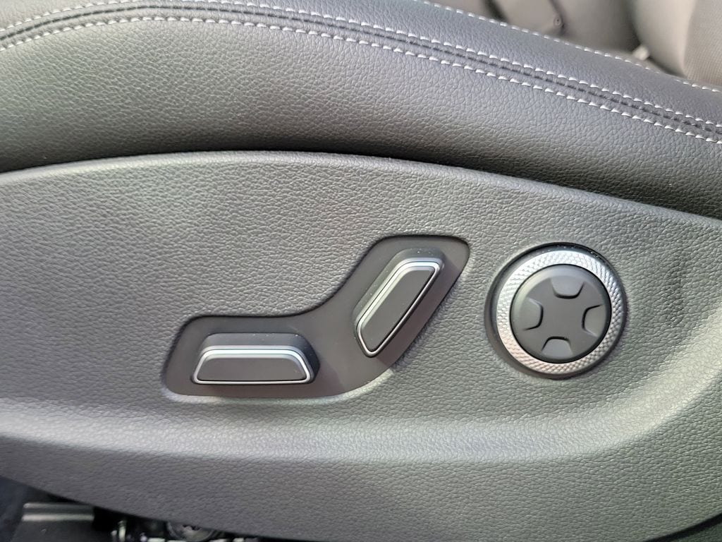 2026 GENESIS GV70 Standard - Photo 20