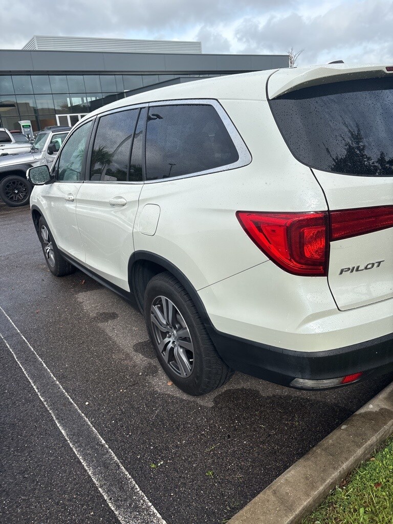 2016 Honda Pilot EX-L photo 4