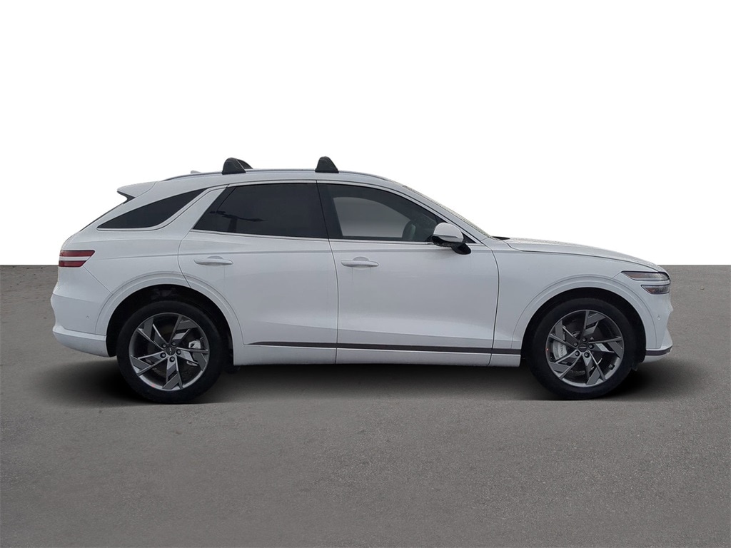 Used 2025 GENESIS GV70 Advanced with VIN 5NMMCET15SH005899 for sale in Jacksonville, FL