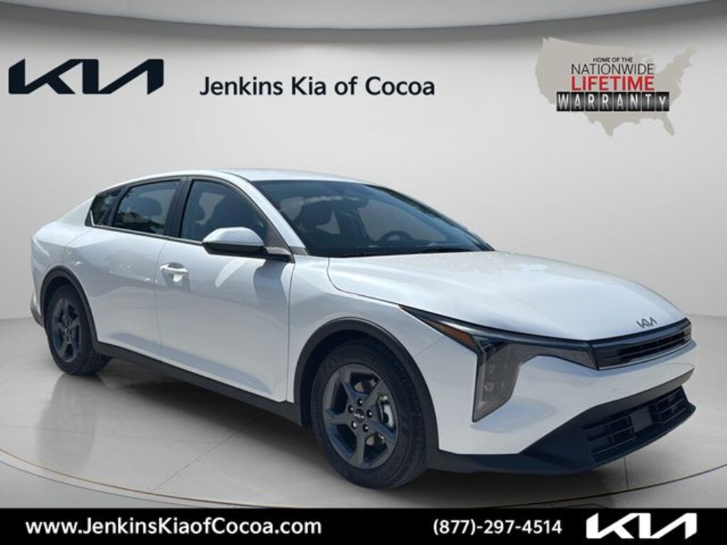 New 2026 Kia K4 LXS Sedan