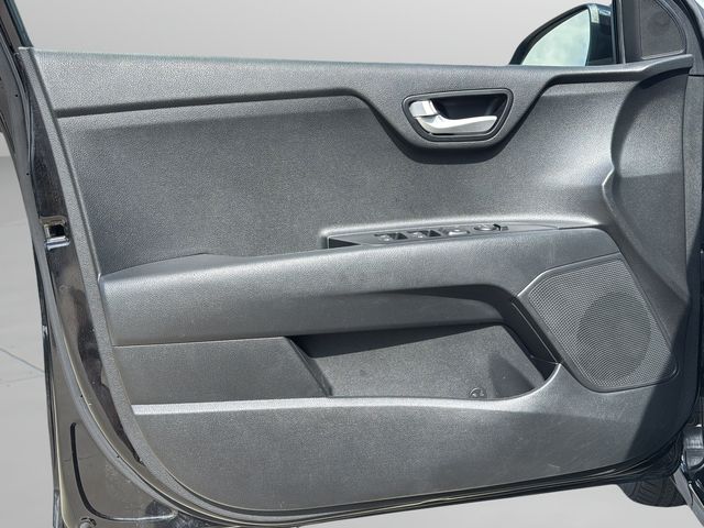 2023 Kia Rio S - Photo 30