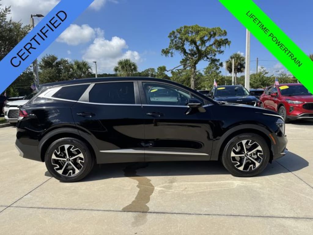 Used 2024 Kia Sportage EX SUV