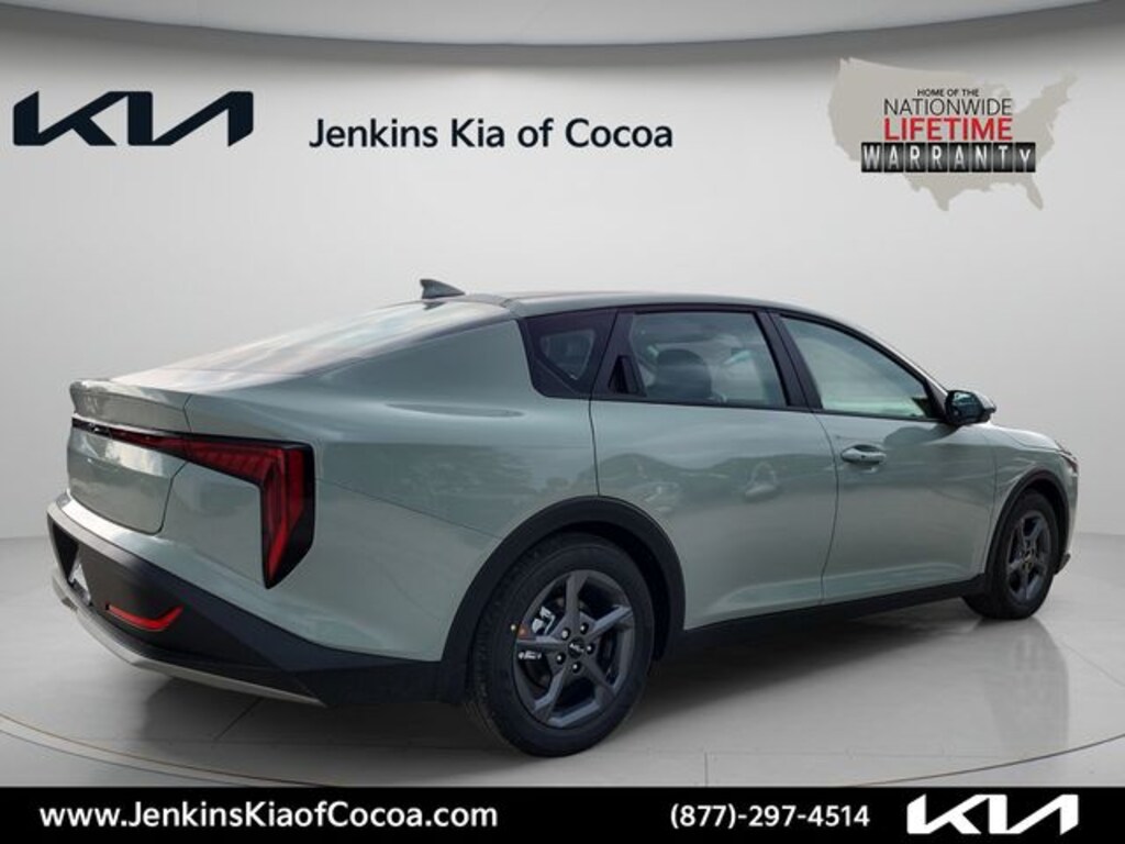 New 2026 Kia K4 LXS Sedan