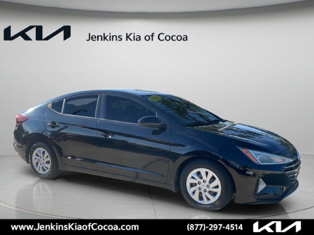 Used 2020 Hyundai Elantra SE Sedan
