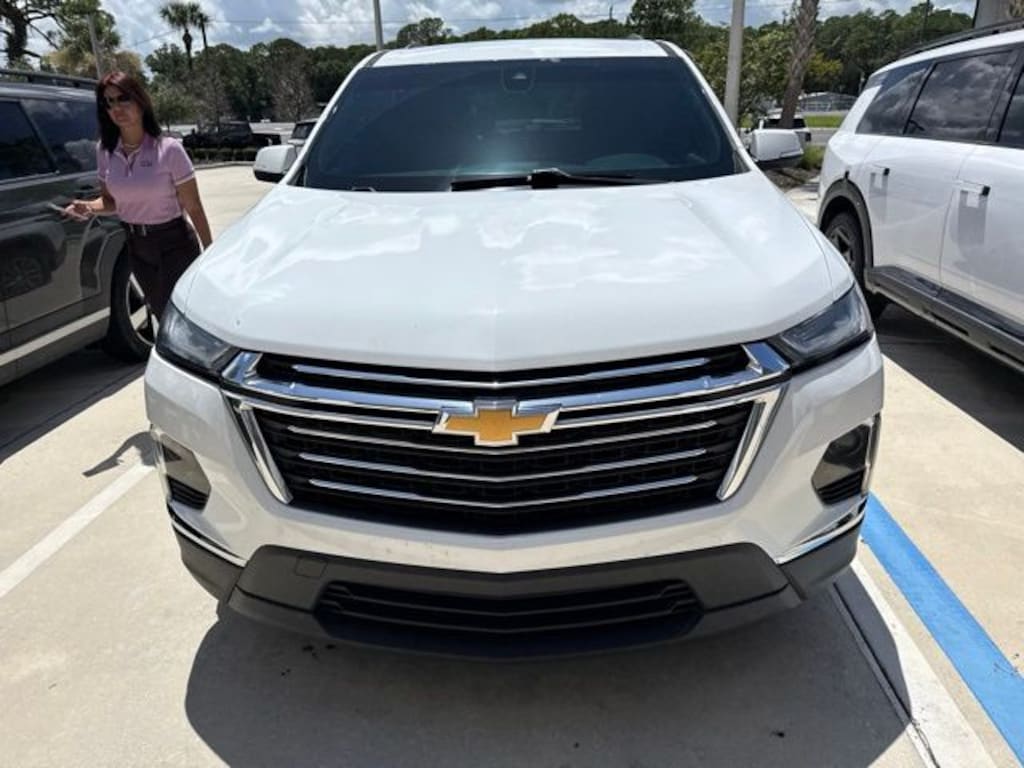 Used 2023 Chevrolet Traverse LT Cloth w/1LT SUV