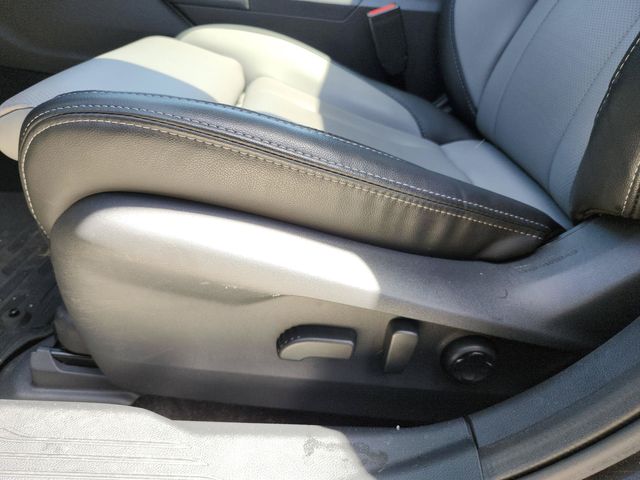 2025 Subaru Outback Limited - Photo 26