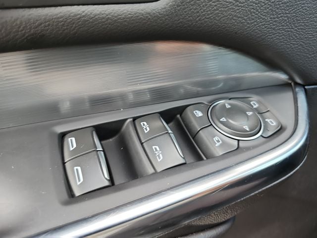 2025 Cadillac XT4 Premium Luxury - Photo 24