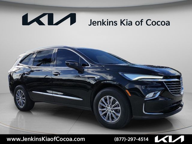 2023 Buick Enclave Essence's photo