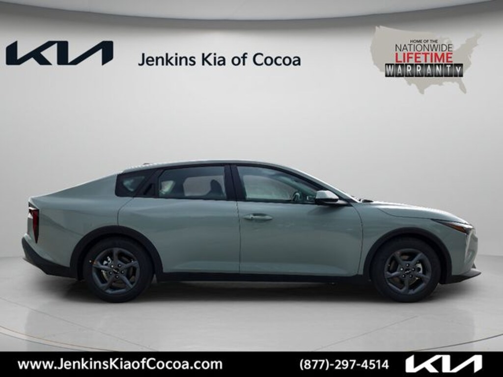 New 2026 Kia K4 LXS Sedan