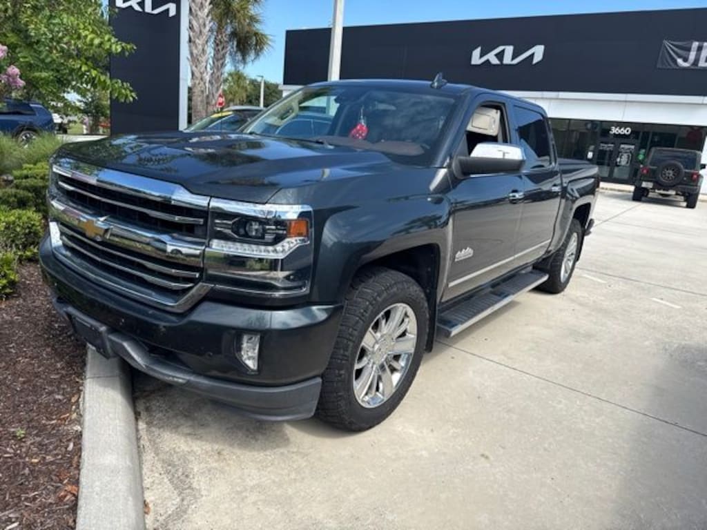 Used 2018 Chevrolet Silverado 1500 High Country Truck Crew Cab