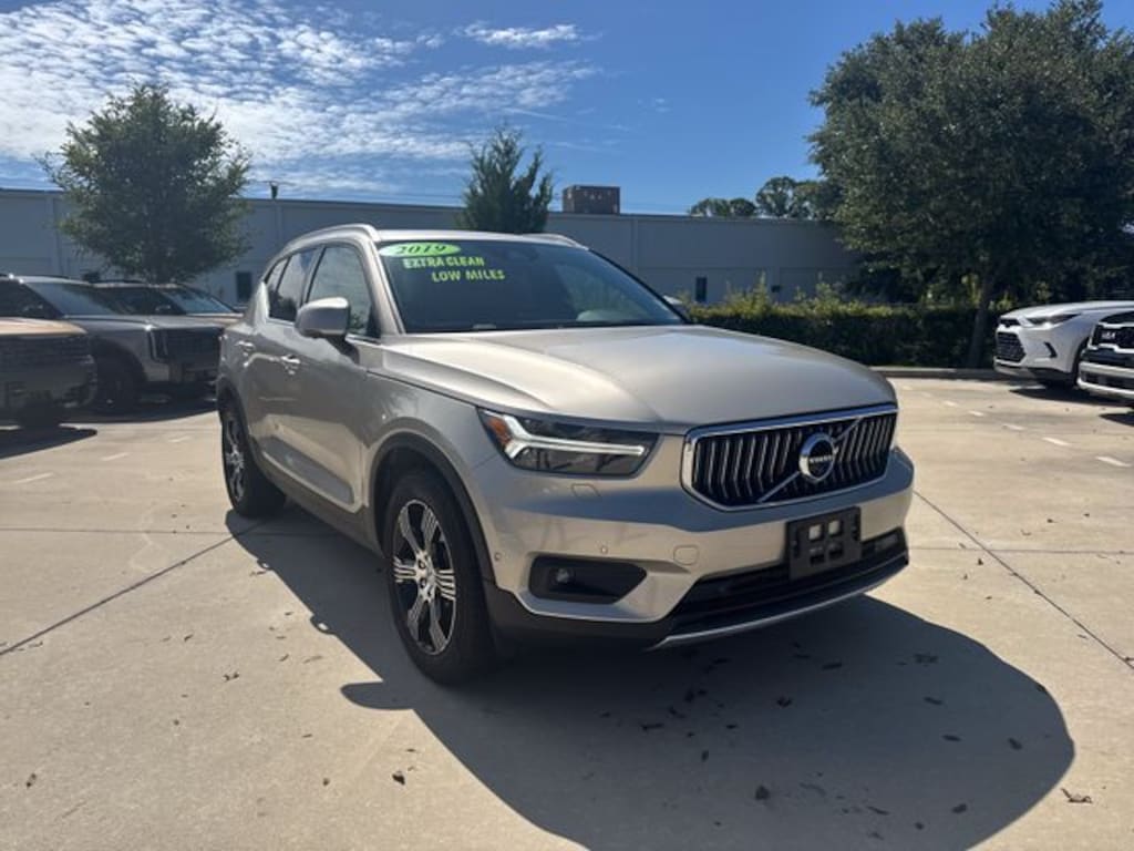 Used 2019 Volvo XC40 T5 Inscription SUV