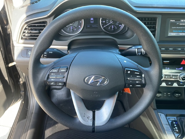 2020 Hyundai Elantra SE - Photo 22