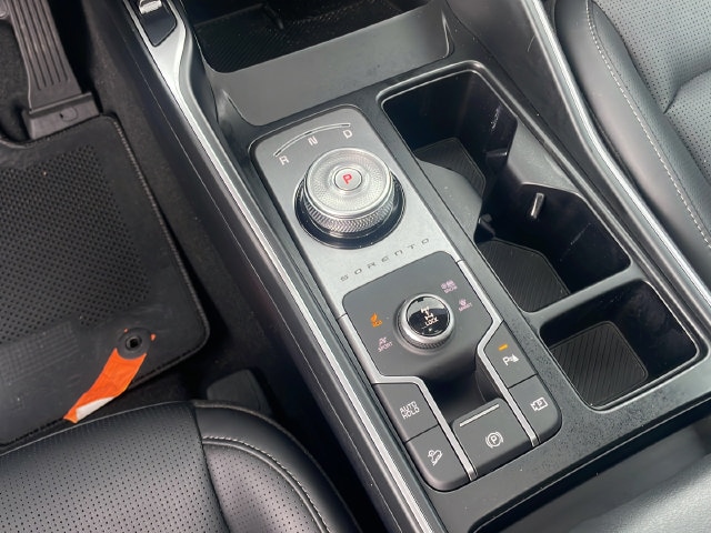 2025 Kia Sorento EX Hybrid - Photo 24