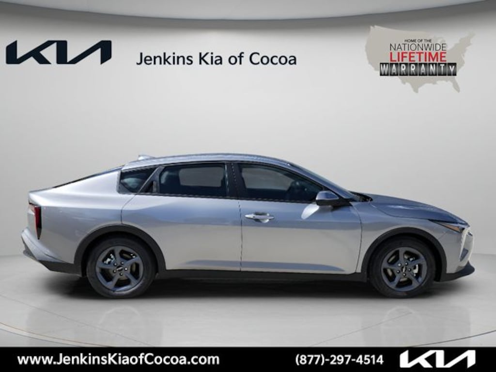 New 2026 Kia K4 LXS Sedan