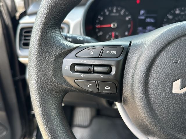 2023 Kia Rio S - Photo 20