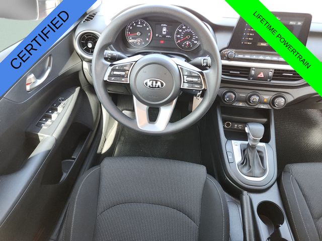2021 Kia Forte LXS - Photo 18