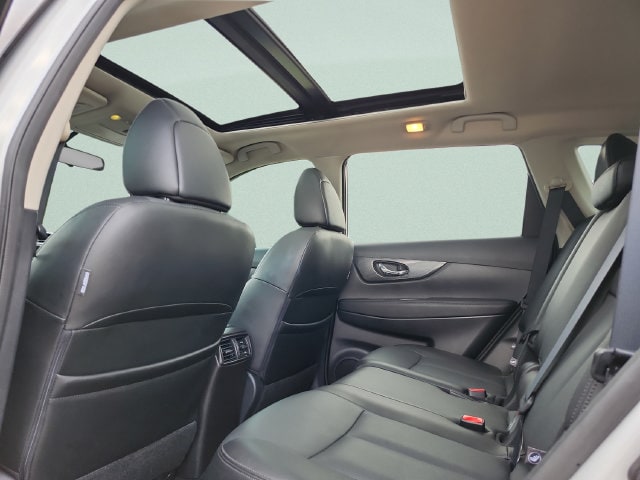2016 Nissan Rogue SL - Photo 16