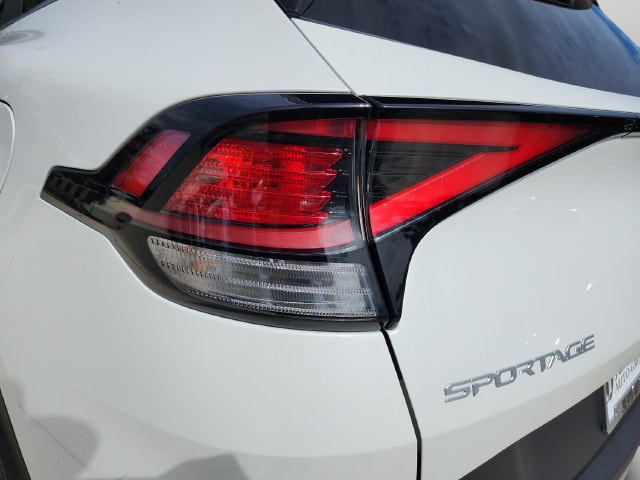 2024 Kia Sportage LX - Photo 31