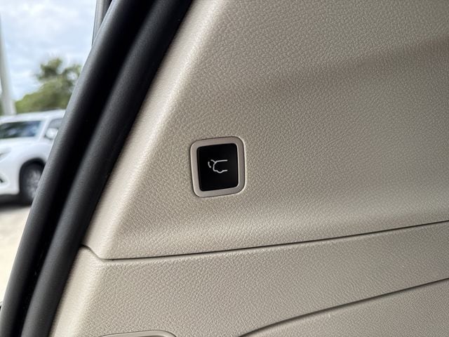 2020 Chrysler Pacifica Touring L - Photo 16