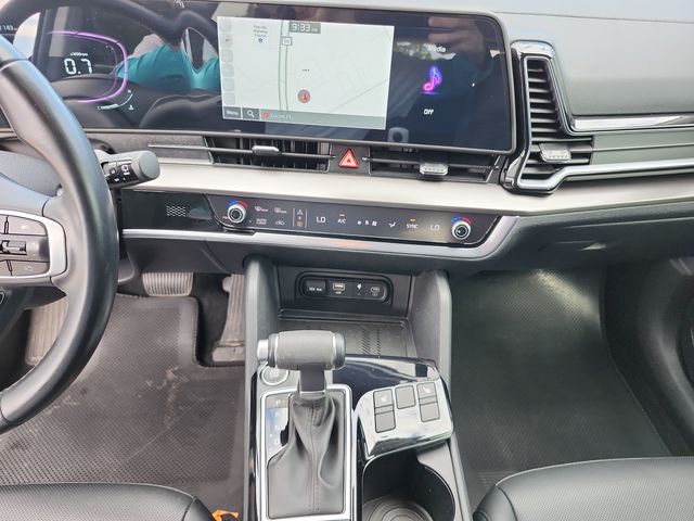 2025 Kia Sportage EX - Photo 22