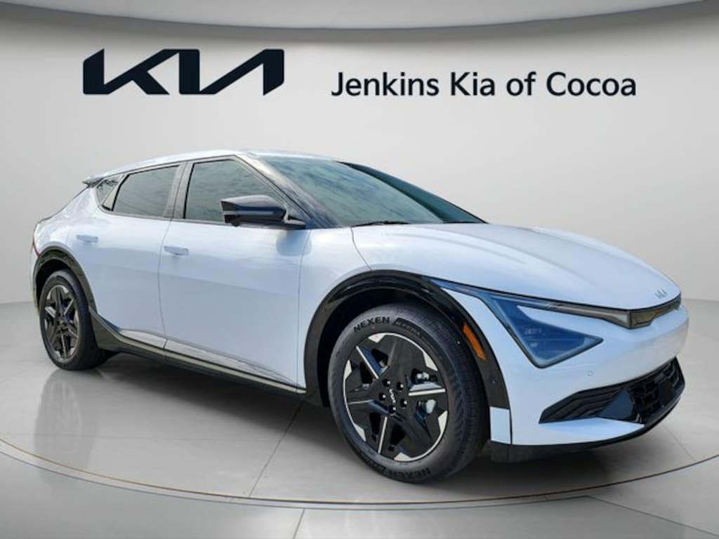 New 2026 Kia EV6 Wind SUV