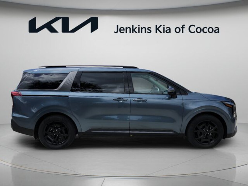 New 2026 Kia Carnival SX Van Passenger Van